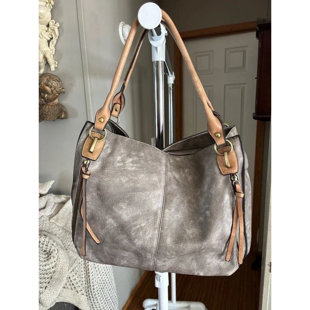 Jen and co faux leather tote bag